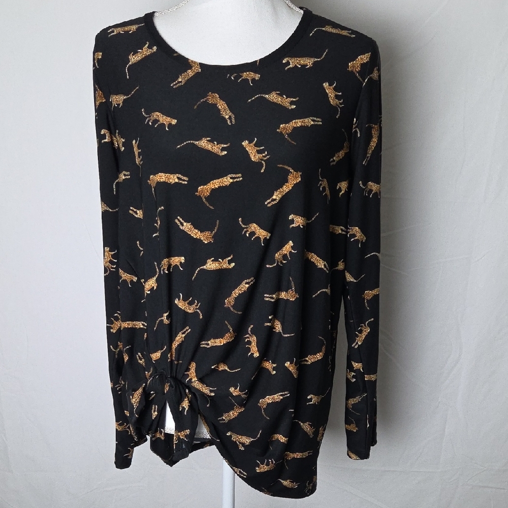 Karen Kane Black Leopard Print Women's Top Knotted Side bottom Long Sleeve Lg